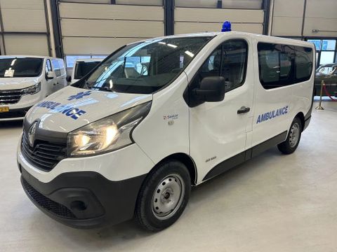 Renault 1.6DCI L1H1 Ambulance UNUSED NIEUW Airco Cruisecontrol 3X Op Voorraad nieuw en on gebruikt | Van Nierop BV [5]