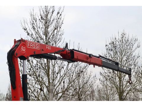 Mercedes-Benz
4X2 | EURO 6 | 180.000 KM | FASSI 65-2 | Hulleman Trucks [10]