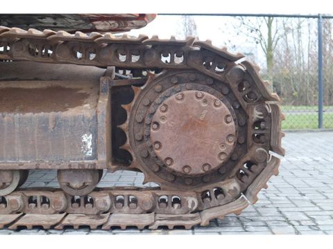 Hitachi
ZX225 USRLC-6 | ROTOTILT | BUCKET | GOOD CONDITION | Hulleman Trucks [11]