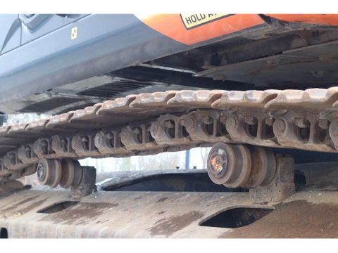 Hitachi
ZX225 USRLC-6 | ROTOTILT | BUCKET | GOOD CONDITION | Hulleman Trucks [12]