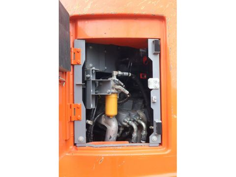 Hitachi
ZX225 USRLC-6 | ROTOTILT | BUCKET | GOOD CONDITION | Hulleman Trucks [14]