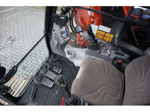 Hitachi
ZX225 USRLC-6 | ROTOTILT | BUCKET | GOOD CONDITION | Hulleman Trucks [18]