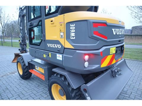 Volvo
EW60E | 117 HOURS | ROTOTILT + GRIPPER | BUCKET | 30 KM/H | Hulleman Trucks [7]