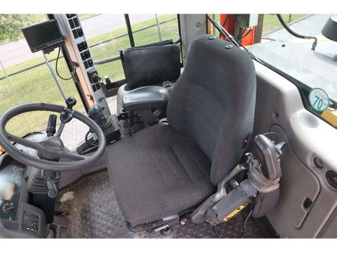 Volvo
L180 F HL | HIGH-LIFT | LOG STACKER | HOLZ GRAPPLE | Hulleman Trucks [16]