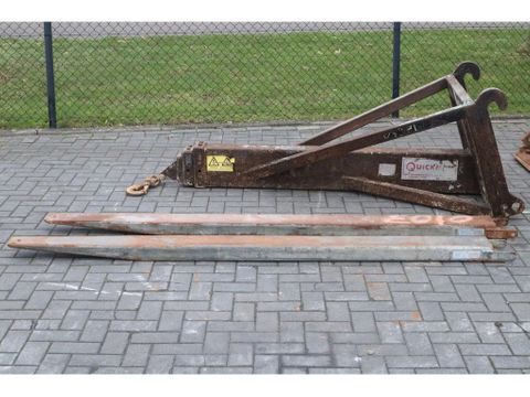 Caterpillar
938 M | 2X BUCKET | JIB | FORKS | BSS | GOOD CONDITION | Hulleman Trucks [10]