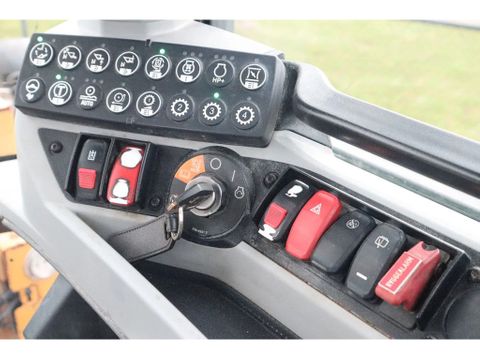 Caterpillar
938 M | 2X BUCKET | JIB | FORKS | BSS | GOOD CONDITION | Hulleman Trucks [18]