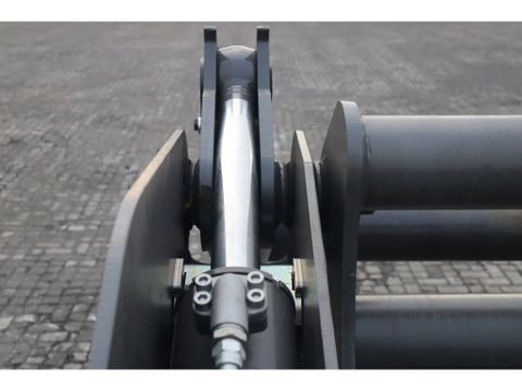 Volvo
80834 | 1.8 M2 | L60/L70/L90 | LOG GRAPPLE | HOLZGREIFER | WOOD CLAMP | Hulleman Trucks [12]