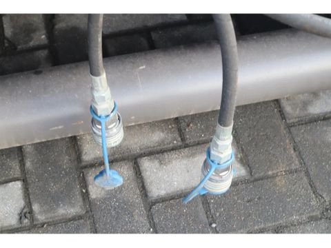 Volvo
3 M3 | HIGH TIP BUCKET | HOCHKIPPSCHAUFEL | HOOGKIEPBAK | NEW | Hulleman Trucks [12]