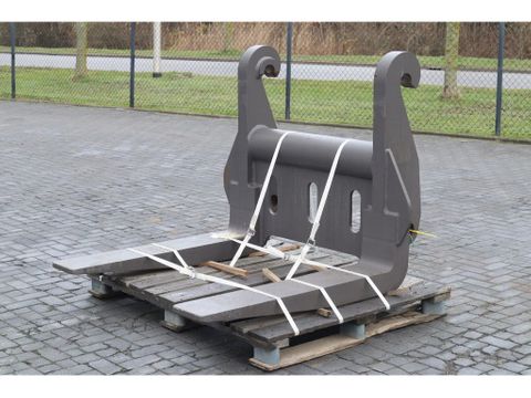 Volvo
91421 | STONE FORKS | VORKENBORD | GABEL | L150 - L220 | Hulleman Trucks [1]