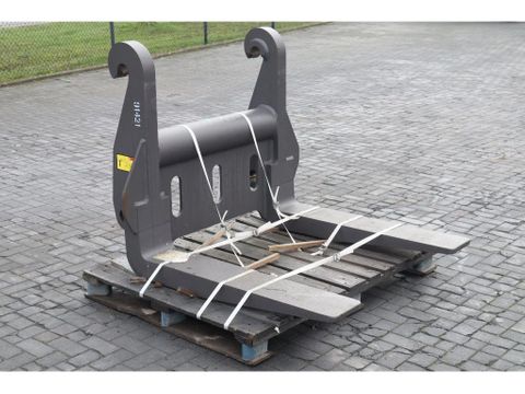 Volvo
91421 | STONE FORKS | VORKENBORD | GABEL | L150 - L220 | Hulleman Trucks [3]