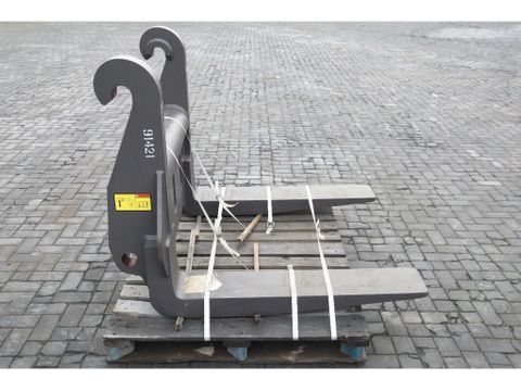 Volvo
91421 | STONE FORKS | VORKENBORD | GABEL | L150 - L220 | Hulleman Trucks [4]