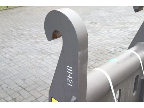 Volvo
91421 | STONE FORKS | VORKENBORD | GABEL | L150 - L220 | Hulleman Trucks [9]