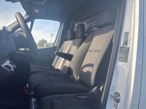 Mercedes-Benz 319CDI L2H1 4X4 Automaat Airco Camera Trekhaak Apple CarPlay NIEUW BPM VRIJ | Van Nierop BV [13]