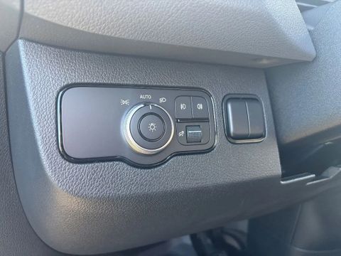 Mercedes-Benz 319CDI L2H1 4X4 Automaat Airco Camera Trekhaak Apple CarPlay NIEUW BPM VRIJ | Van Nierop BV [15]
