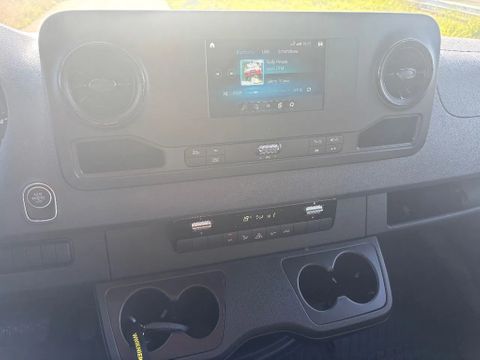 Mercedes-Benz 319CDI L2H1 4X4 Automaat Airco Camera Trekhaak Apple CarPlay NIEUW BPM VRIJ | Van Nierop BV [18]