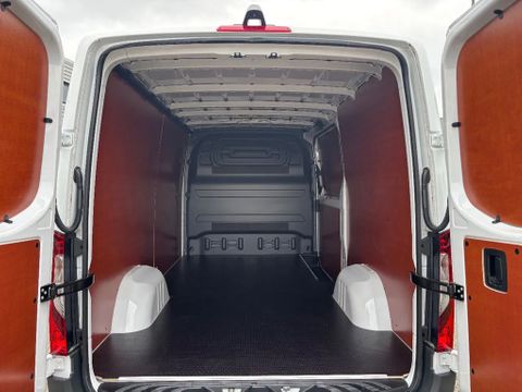 Mercedes-Benz 319CDI L2H1 4X4 Automaat Airco Camera Trekhaak Apple CarPlay NIEUW BPM VRIJ | Van Nierop BV [25]