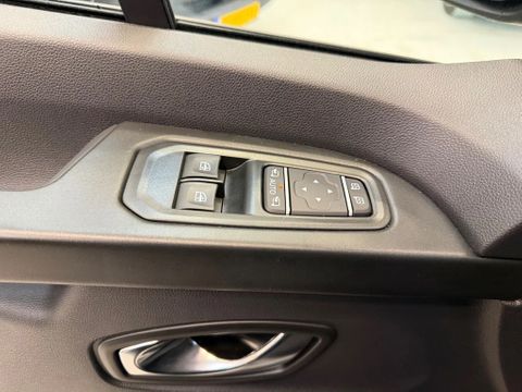 Renault 2.0DCI 170PK Dubbelcabine Automaat Airco Navi Cruisecontrol  Black Edition inc premium pakket twv 3500. ex | Van Nierop BV [16]