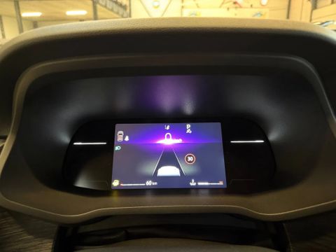 Renault 2.0DCI 170pkDubcab Automaat Airco Navi Cruisecontrol  Black Edition inc premium pakket twv 3500 | Van Nierop BV [17]