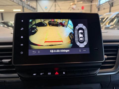 Renault 2.0DCI 170pkDubcab Automaat Airco Navi Cruisecontrol  Black Edition inc premium pakket twv 3500 | Van Nierop BV [21]