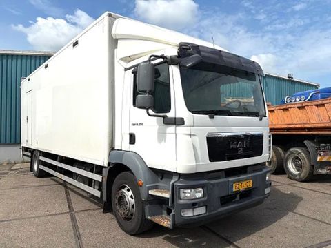 MAN BL WITH PLYWOOD CLOSED BOX AND LOADING PLATFORM (EURO 5 / AS-TRONIC / AIRCONDITIONING / COMPLETE SPOILERSET / ENGINE PROBLEM!!) | Engel Trucks B.V. [2]