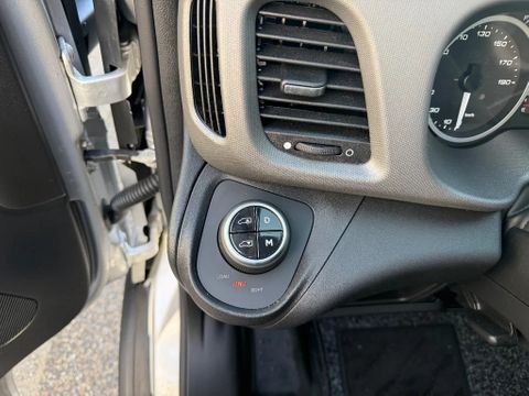 Iveco 35S21 L2H2 Automaat Airco Navi Cruisecontrol Lucht Vering BPM VRIJ | Van Nierop BV [16]