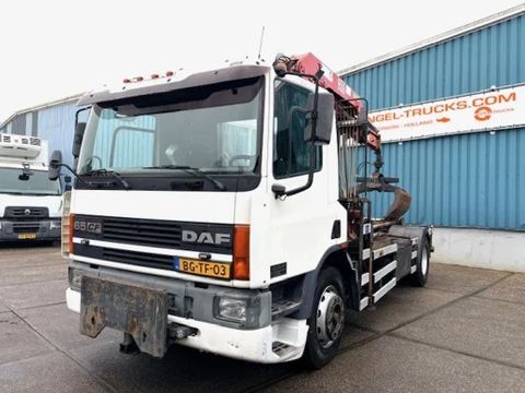 DAF -180CF WITH HOOK-ARM CONTAINER SYSTEM & HMF CRANE (EURO 2 / ZF MANUAL GEARBOX / P.T.O.) | Engel Trucks B.V. [1]
