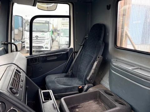 DAF -180CF WITH HOOK-ARM CONTAINER SYSTEM & HMF CRANE (EURO 2 / ZF MANUAL GEARBOX / P.T.O.) | Engel Trucks B.V. [20]