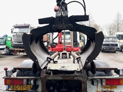 DAF -180CF WITH HOOK-ARM CONTAINER SYSTEM & HMF CRANE (EURO 2 / ZF MANUAL GEARBOX / P.T.O.) | Engel Trucks B.V. [9]