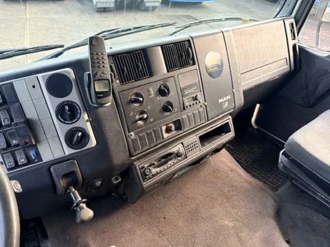 MAN XT (F2000) (6-CILINDER HEADS / ZF16 MANUAL GEARBOX / ZF-INTARDER / AIRCONDITIONING / EURO 3) | Engel Trucks B.V. [10]