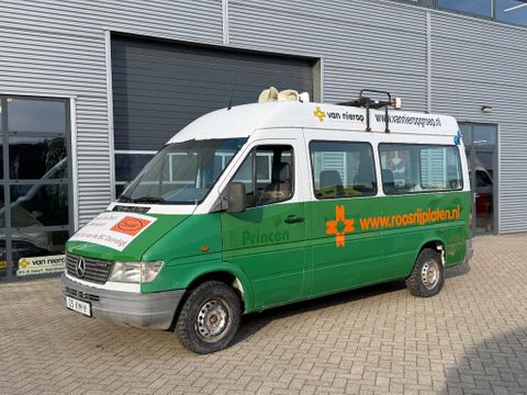 Mercedes-Benz 208D L2H2 DOWNGEAR | Van Nierop BV [1]
