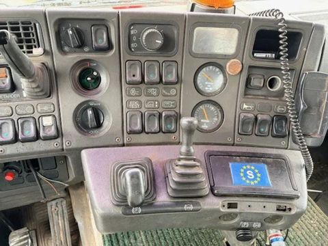 Scania ML TOP-/STREAMLINE 6x2 HOOK-ARM (12 GEARS MANUAL GEARBOX / 8.000 KG. FRONT AXLE / LIFT-AXLE / AIRCONDITIONING / P.T.O.) | Engel Trucks B.V. [11]