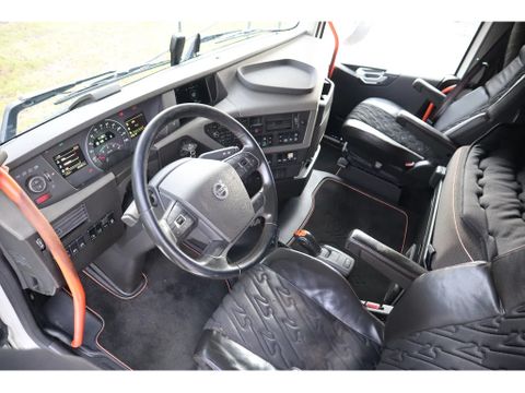 Volvo
| 8X2*6 | 3X STEERING | RETARDER | JOAB HOOK | DUAL CLUTCH | EURO 6 | Hulleman Trucks [20]