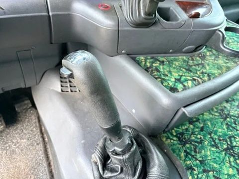 Scania L TOPLINE ORIGINAL DUTCH SHOW TRUCK (EURO 3 / 12 GEARS MANUAL GEARBOX / RETARDER / AIRCONDITIONING / SPECIAL INTERIOR) | Engel Trucks B.V. [14]