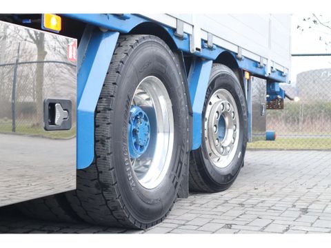 Volvo
| 6X2*4 | EFFER 215 | 6X EXT | RETARDER | EURO 6 | Hulleman Trucks [13]