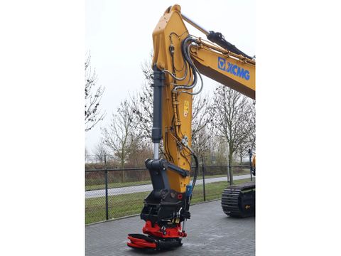 XCMG
XE300E | ROTOTILT R8 | CE | CUMMINS STAGE V | EC300 | SY305 | 330 | Hulleman Trucks [11]