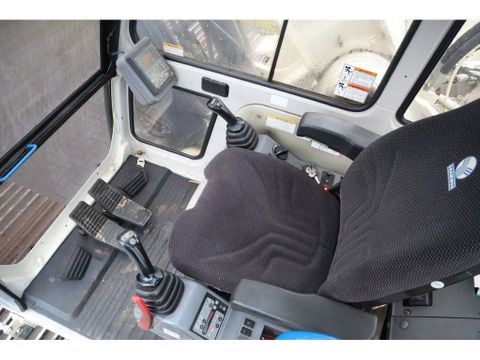 Kobelco
SK460 LC-3 | LABOUNTY MSD65R | SCRAP | SCHROTT | Hulleman Trucks [18]