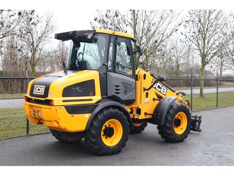 JCB
TM220 T4 A | QUICK COUPLER | RIDE CONTROL | Hulleman Trucks [6]