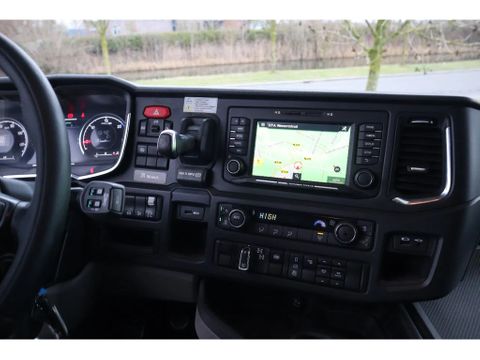 Scania
XT | FULL STEEL | RETARDER | BIG AXLES | EURO 6 | Hulleman Trucks [17]