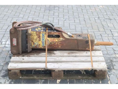 Soosan
SB30II TS-9 | S40 | 2.5 TO 4.5 TON | HYDRAULIC BREAKER | Hulleman Trucks [1]