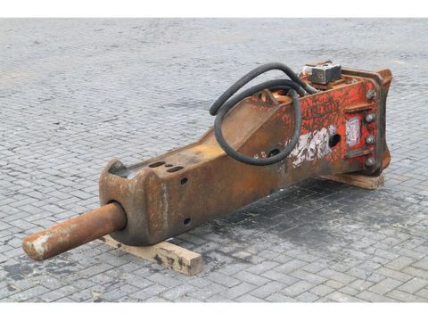 Promove
XP2400 | S70 | 24 TO 35 TON | HYDRAULIC BREAKER | Hulleman Trucks [5]