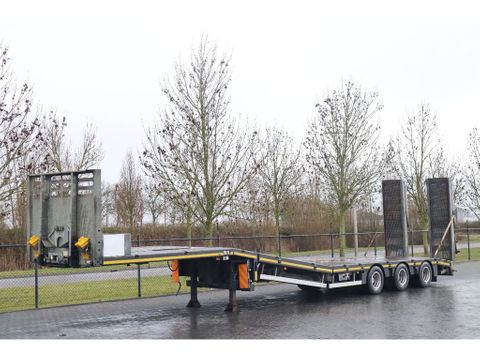 Max Trailer
MAX 100 | 3-AXLE STEERING | LIFT DECK | SLIDING RAMPS | REMOTE | Hulleman Trucks [2]