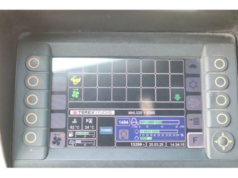 Fuchs
MHL 320 | PEEL GRAB | UMSCHLAG | GOOD TIRES | Hulleman Trucks [19]