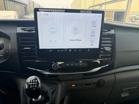 Ford 350 2.0TDCI Dubbelcabine Openlaadbak Airco Camera Trekhaak 10000KM | Van Nierop BV [11]