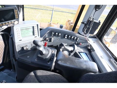 Caterpillar
D8T | D 8 T | RIPPER | AIRCO | CE-MACHINE | Hulleman Trucks [16]