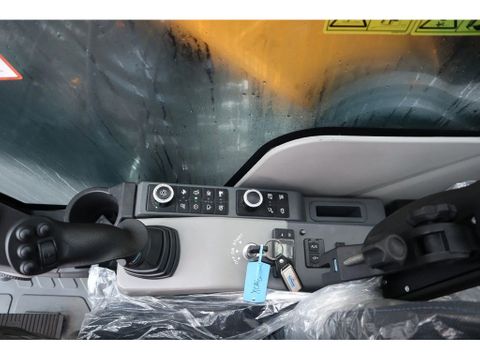 XCMG
XE260E | ROTOTILT R8 | CE | CUMMINS STAGE V | WARRANTY | Hulleman Trucks [19]