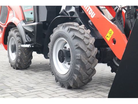 Manitou
MLA 5-50 H | BUCKET | 3-M WARRANTY | NEW UNUSED | Hulleman Trucks [8]