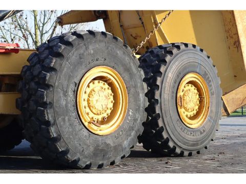 Caterpillar
730 04A | TAILGATE | LOW HOURS | Hulleman Trucks [11]