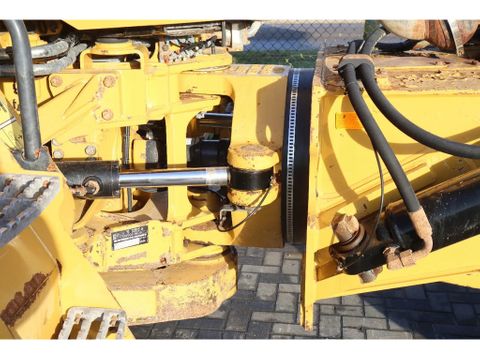 Caterpillar
730 04A | TAILGATE | LOW HOURS | Hulleman Trucks [9]