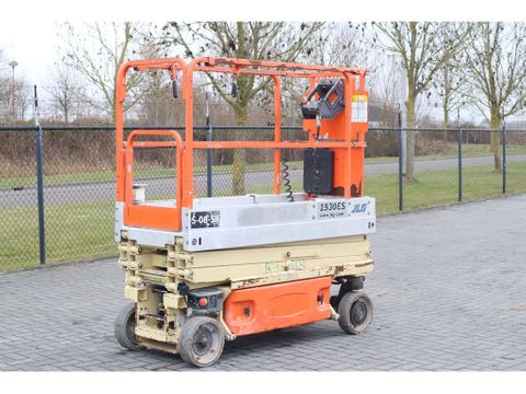 JLG
1930 ES | 7.7 METER | 230 KG | Hulleman Trucks [3]