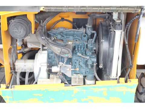 Haulotte
COMPACT 12DX | 12 METER | 450 KG | OUTRIGGERS | Hulleman Trucks [16]